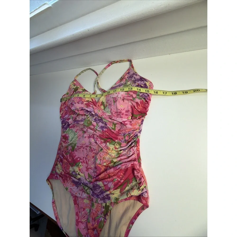 GARNET HILL Sz 10 Bandeau Ruched One-Piece Swimsuit‎  Pink Floral